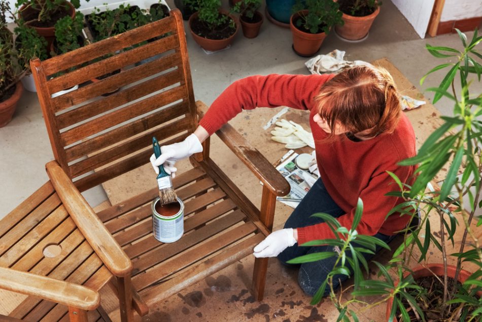 Ako správne ošetrovať záhradný nábytok