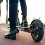 Kúpa elektrickej kolobežky sa vám vyplatí